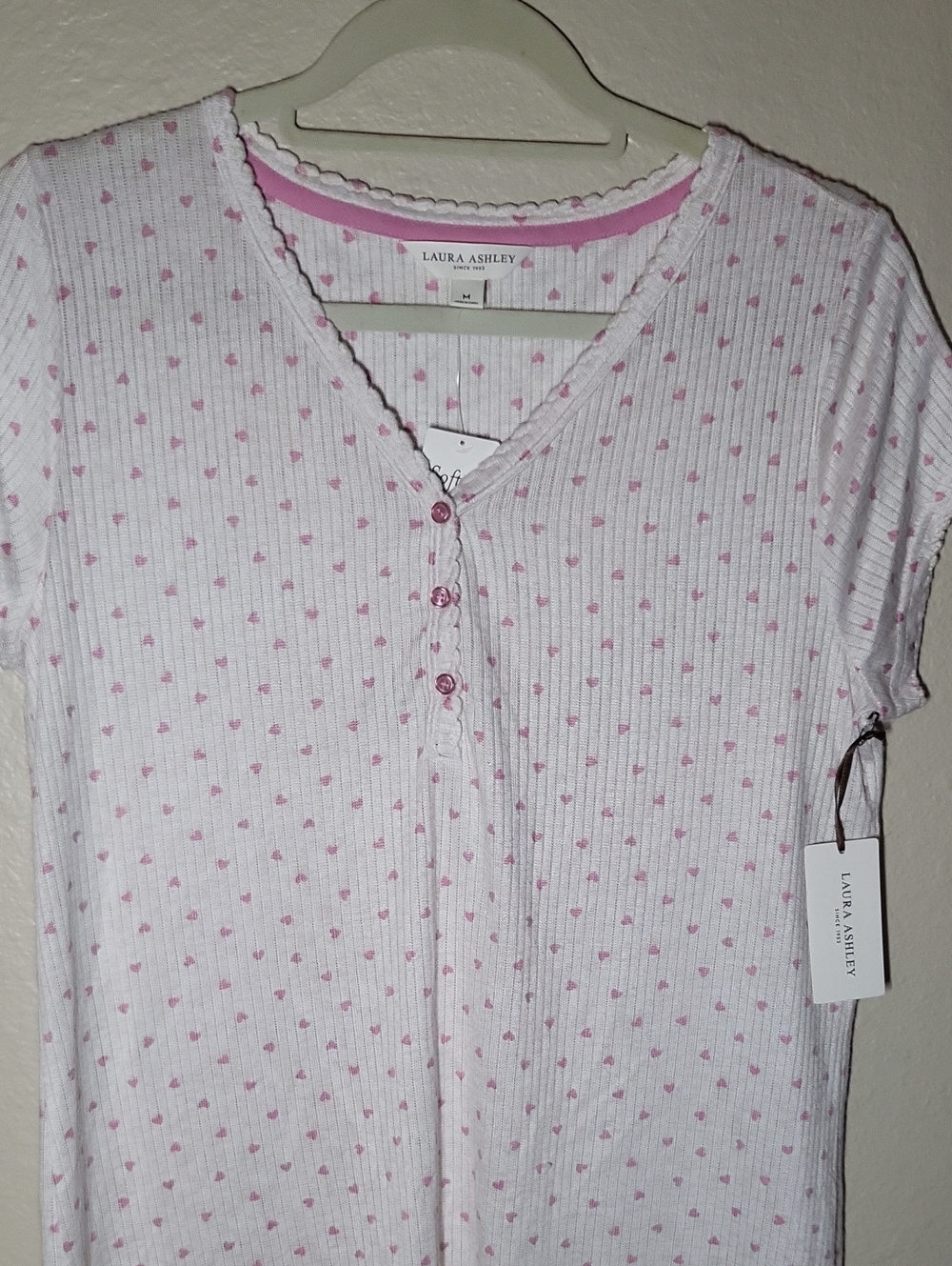 Laura Ashley Size Medium White & Pink Heart Henley Loungewear Night Gown